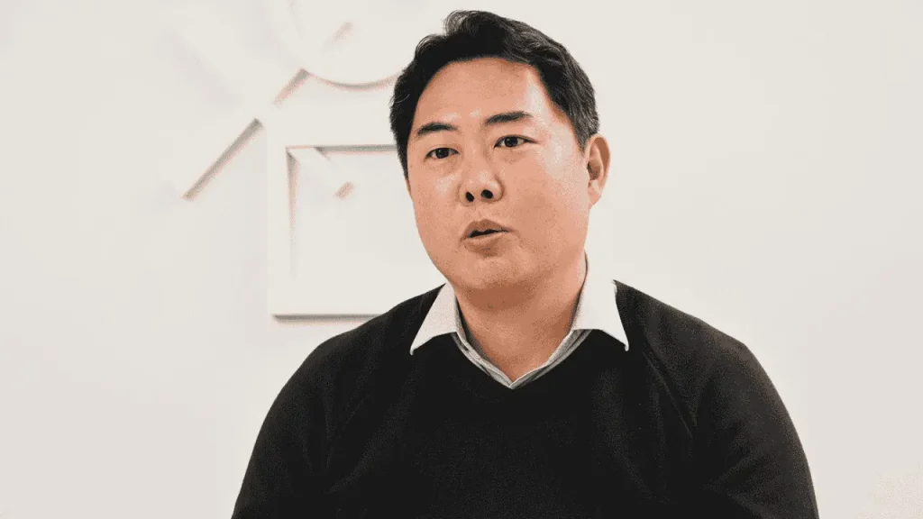 hideaki